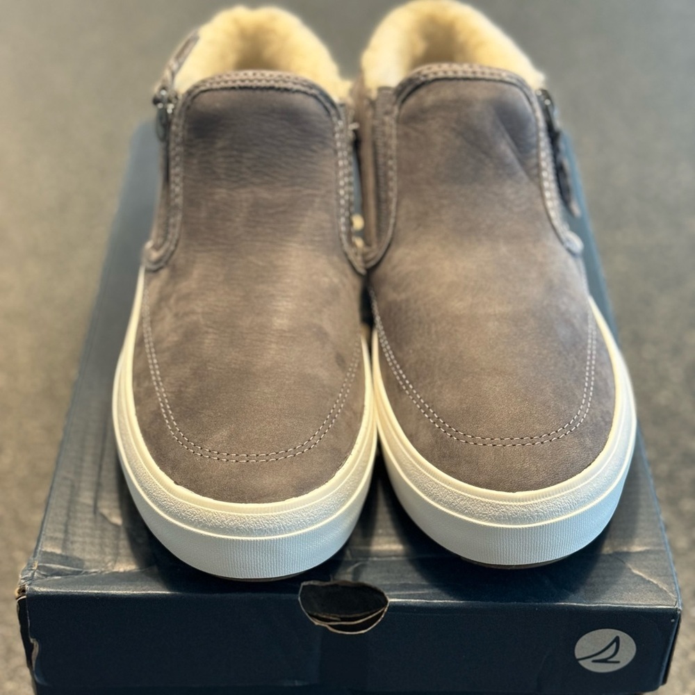 Sperry Crest Side Zip Cozy Sneaker, Size 7.5 - Picture 7 of 9